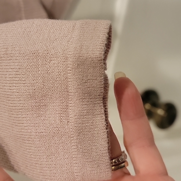 Old Navy Longsleeve Top - Picture 5 of 6